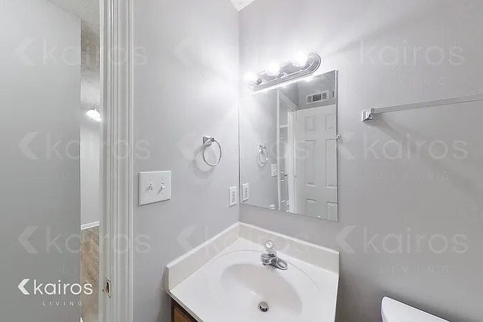 150 Deer Pkwy — Photo 9