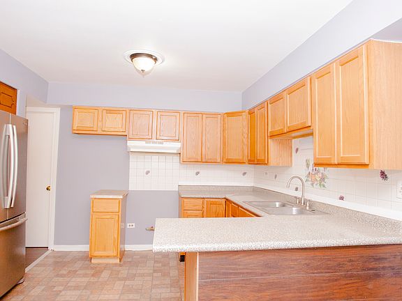 5th image of 1950 W Fargo Ave #1-A