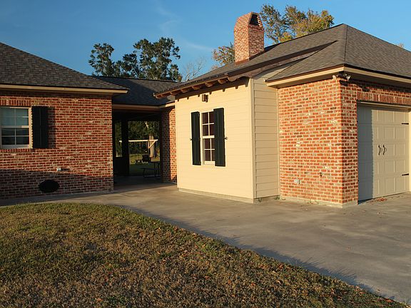 4th image of 108 Waterway Dr