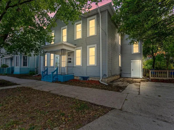 433 East Lloyd STREET, Milwaukee, WI 53212
