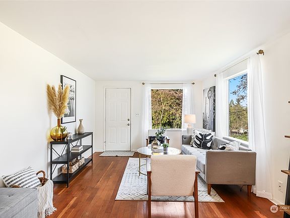 4th image of 13406 6th Avenue S