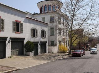 2 Ash Grove Pl APT 1, Albany, NY 12202