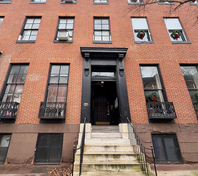 1st image of 8 & 21 E Eager St #2R