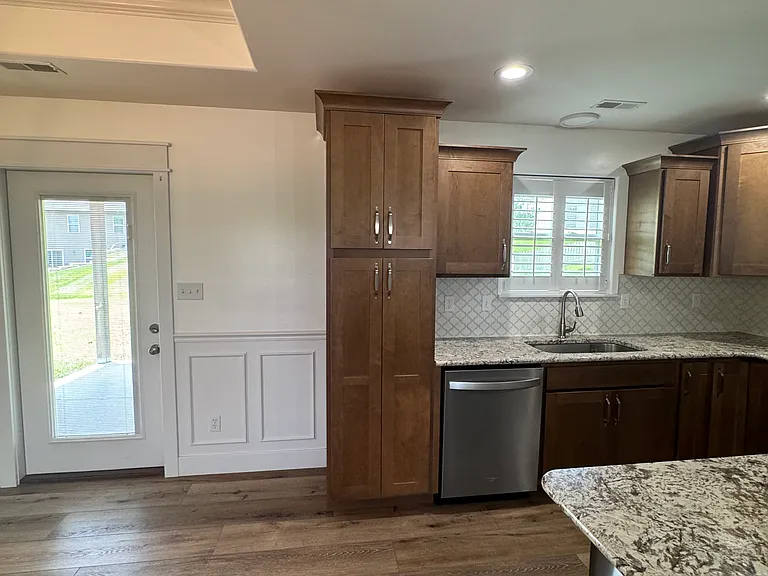 4806 Winrose Ct — Photo 8