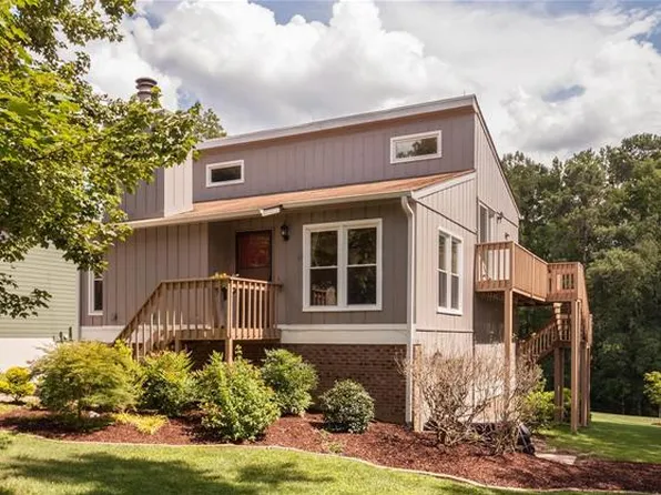 401 Glen Bonnie Ln, Cary, NC 27511