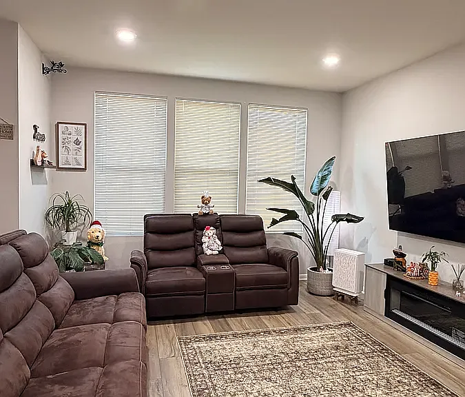 1360 Addison Cir — Photo 6
