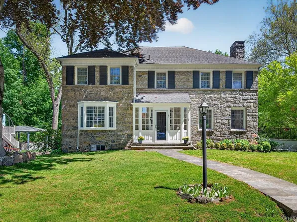 91 Central Parkway, Mount Vernon, NY 10552