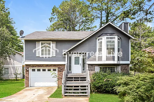 668 Alex Way SW Photo 1
