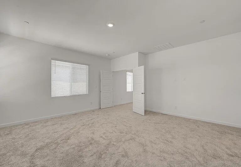 561 Preston Crest St — Photo 42