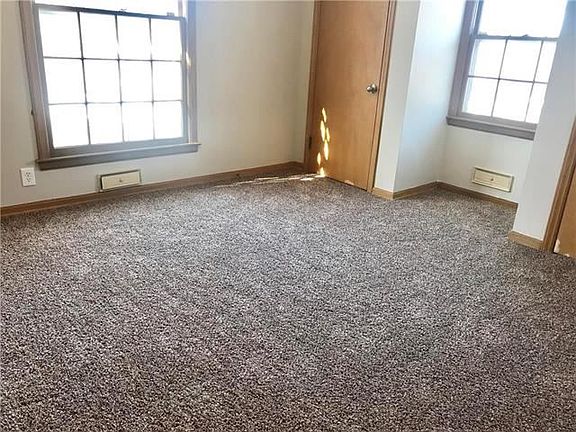 4th image of 7215 Hullwood Ave