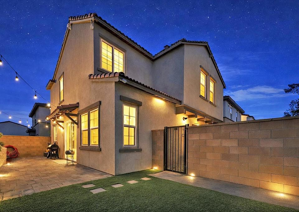 1st image of 76284 Yale Way