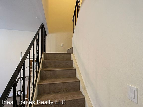 2nd image of 3920 Flackford Pl