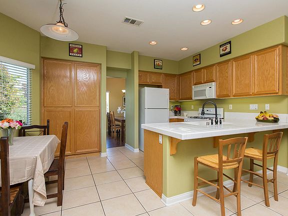 3rd image of 1026 Brookdel Ave