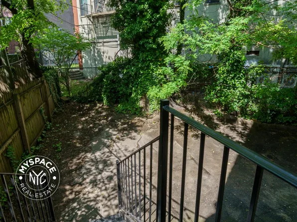 1027 Putnam Avenue image 1 of 16