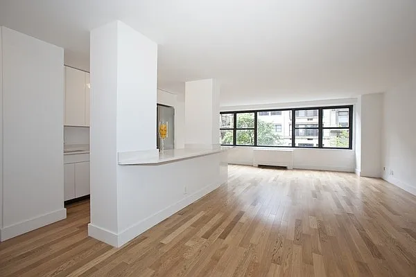 Sold by Nest Seekers International | media 11
