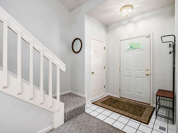 3rd image of 4901 Claymill Dr