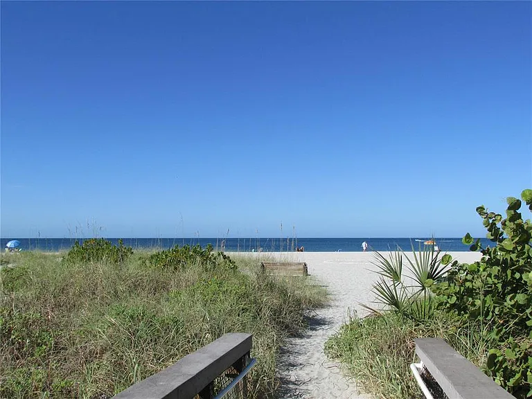 634 Bird Bay Dr E #102 — Photo 17