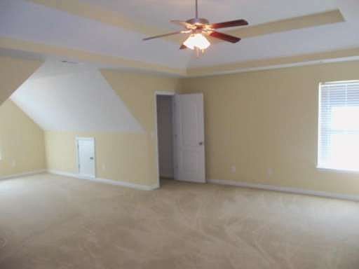 4th image of 445 Trousseau Ln