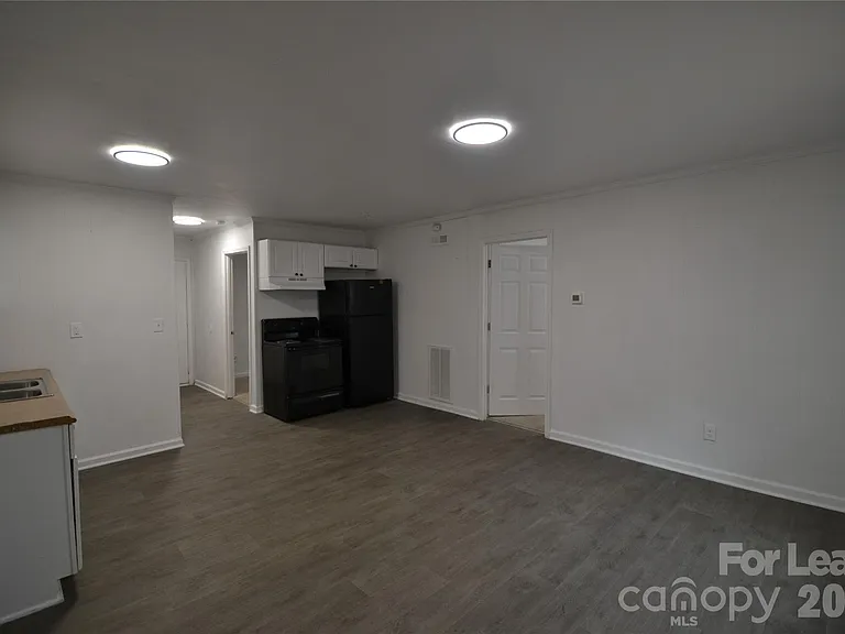1212 Essex Ave #3 — Photo 8