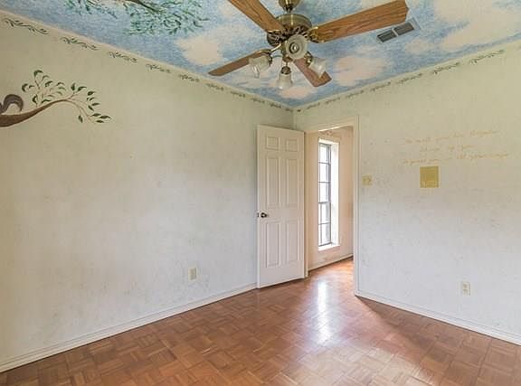 4th image of 925 E Pradera Ct