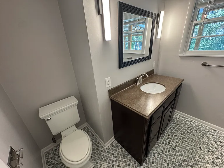 7000 Bonnafair Dr — Photo 12