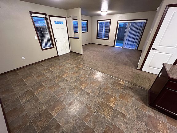 5th image of 14713 50th Ave NE Unit 101