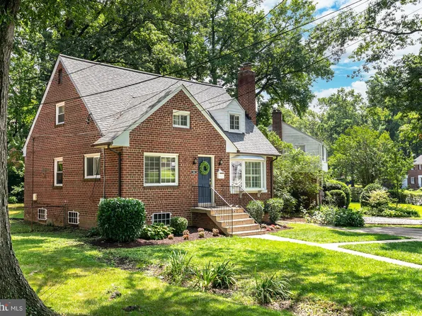 2703 Valley Way, Landover, MD 20785