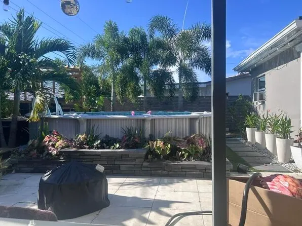 4820 NE 4th Ave, Oakland Park, FL 33334
