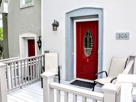 2nd image of 306 Greenwood Way #1C