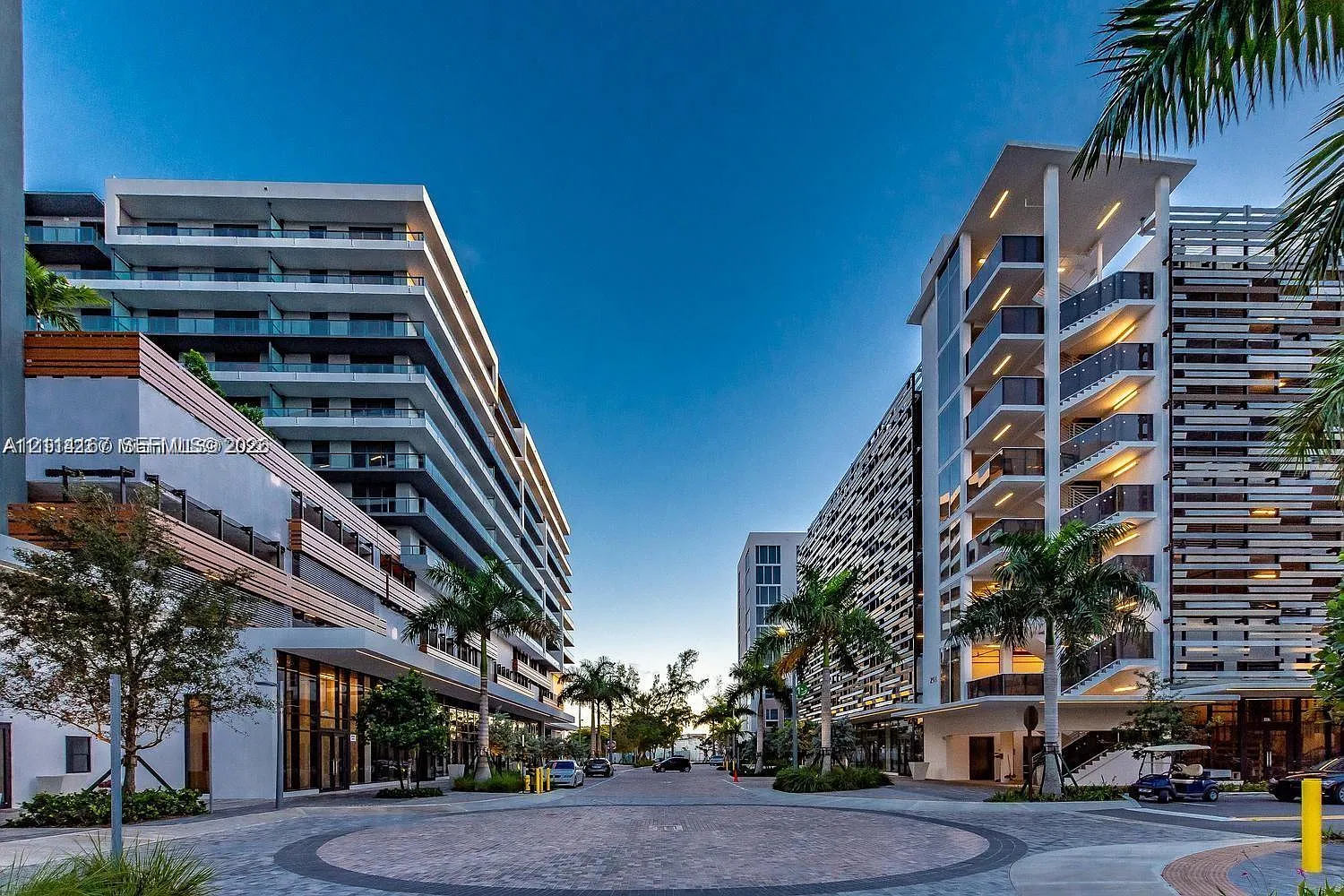 Aventura Parksquare Resid — Photo 1