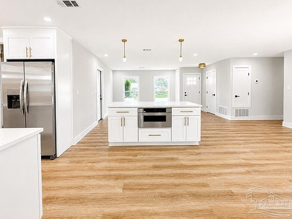 3rd image of 5920 Leesway Blvd