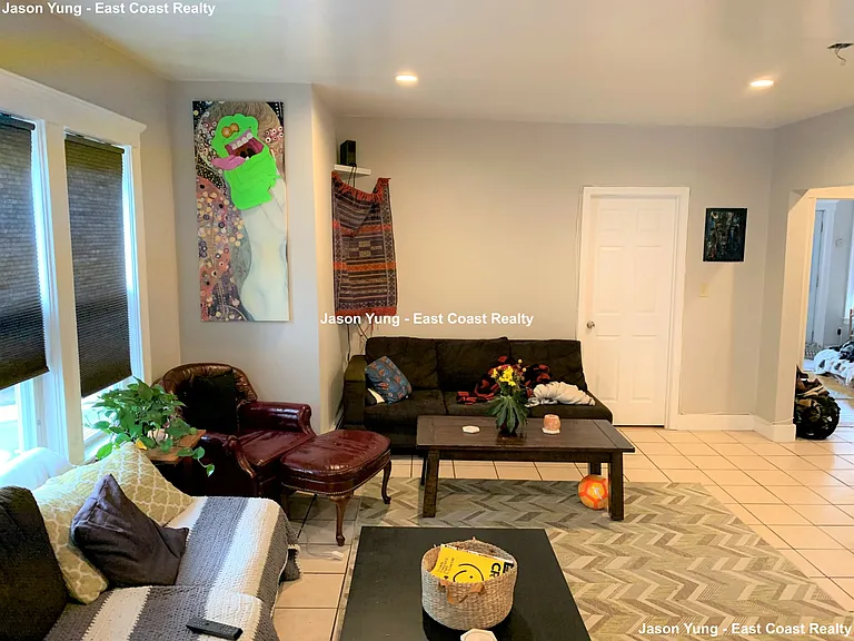 66 Quint Ave #2 — Photo 10