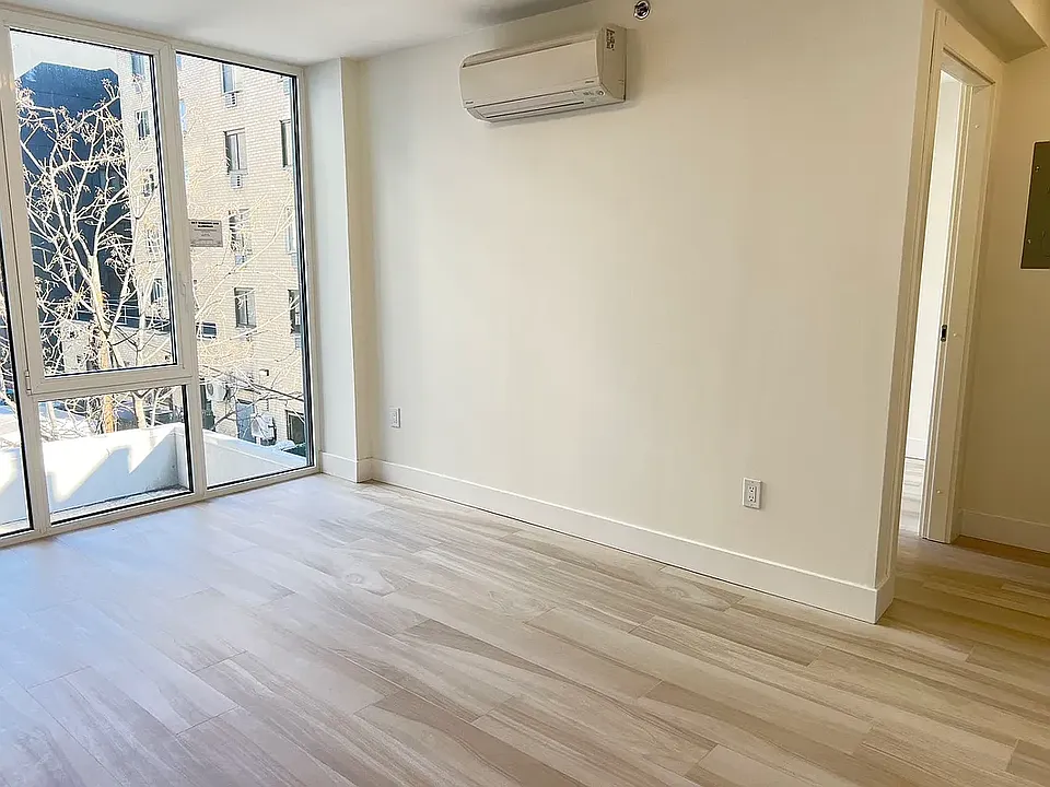 733 Ocean Pkwy #3D