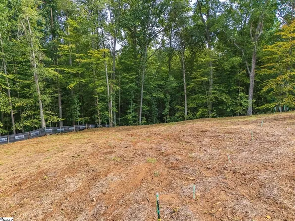 112 N Silver Lake Dr, Taylors, SC 29687