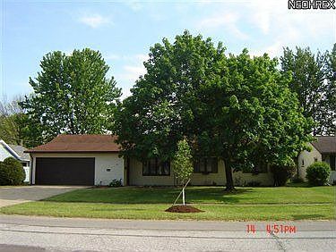 1st image of 186 Barberry Dr