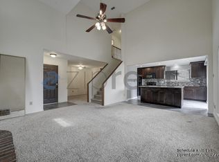 1929 Pinecrest Dr, Carrollton, TX 75010