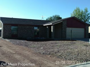 256 Lynwood Dr SE, Rio Rancho, NM 87124