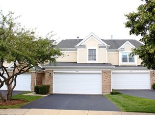 4876 Prestwick Pl, Hoffman Estates, IL 60010