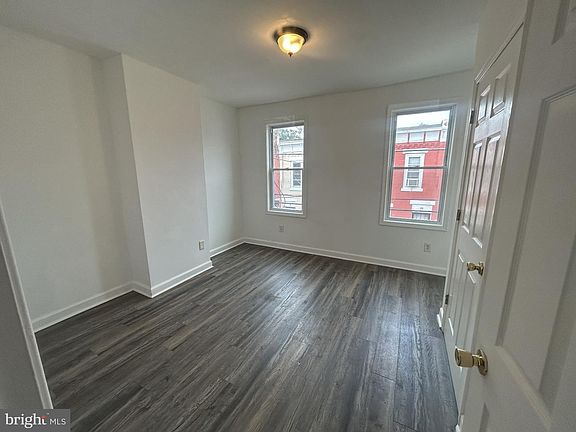 4th image of 2930 W Arizona St
