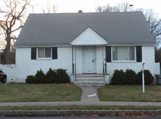 271 Fairway Ave, Belleville, NJ 07109