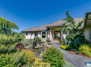 120 Frog Creek Dr, Port Angeles, WA