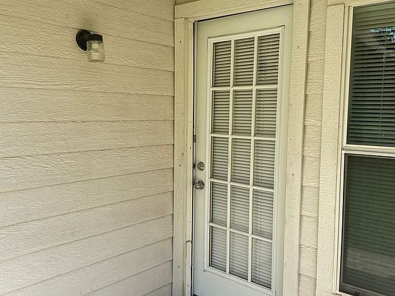4th image of 8532 Orleans Ln