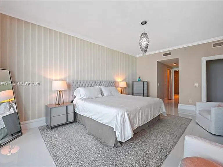 6899 Collins Avenue Cu #702 — Photo 19