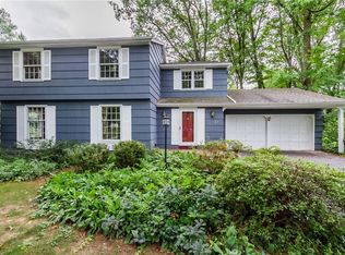 21 Bent Oak Rd, Rochester, NY 14624