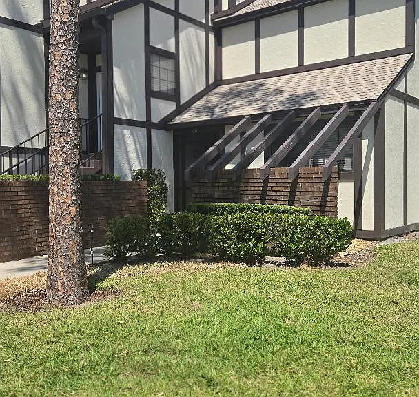 816 Greenwood Manor Cir #10 — Photo 2
