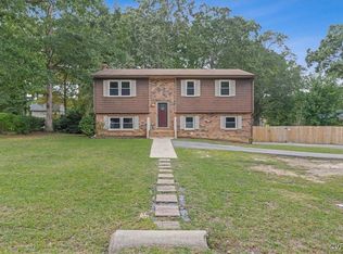 121 Holly Berry Ln, Prince George, VA 23875