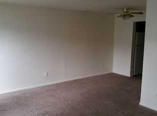 3706 Chimney Creek Dr, Virginia Beach, VA 23462