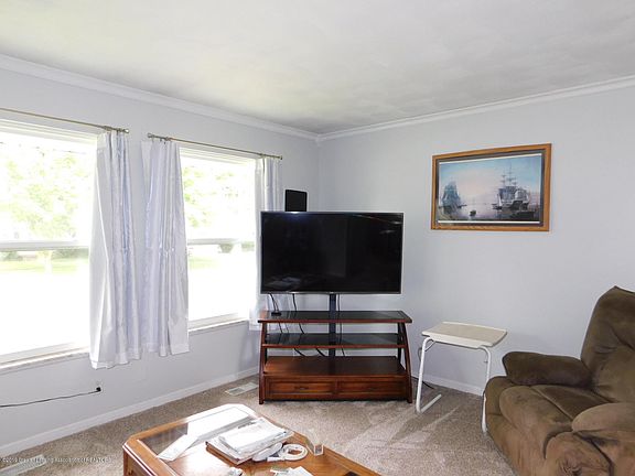 5th image of 1014 Eugenia Dr