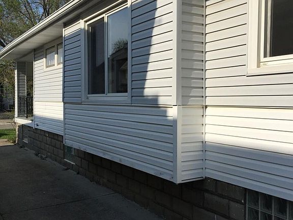 5th image of 10104 Parkview Ave