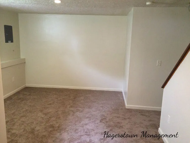 10817 Bower Ave — Photo 14